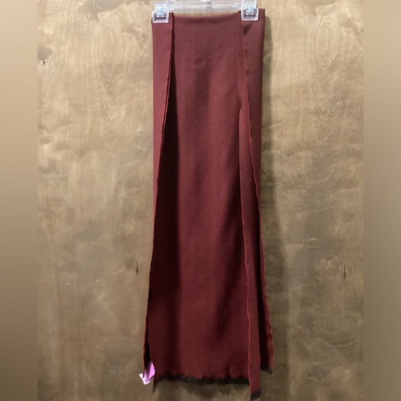 GUCCI SCARF - Picture 2 of 2